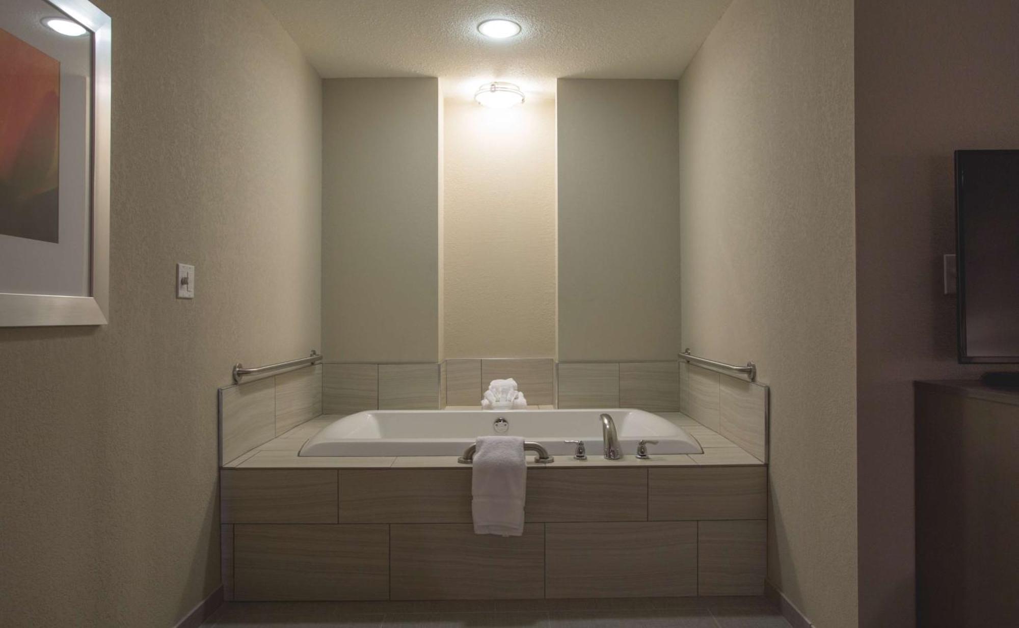 Hilton Garden Inn Bolingbrook I-55 Dış mekan fotoğraf